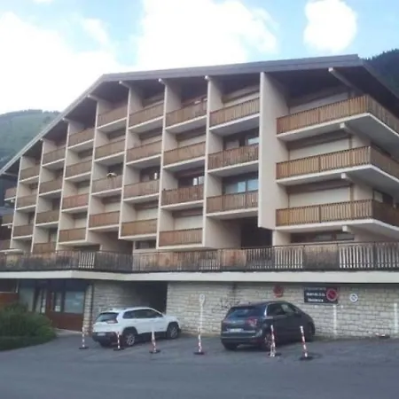 La 5 * Chatel